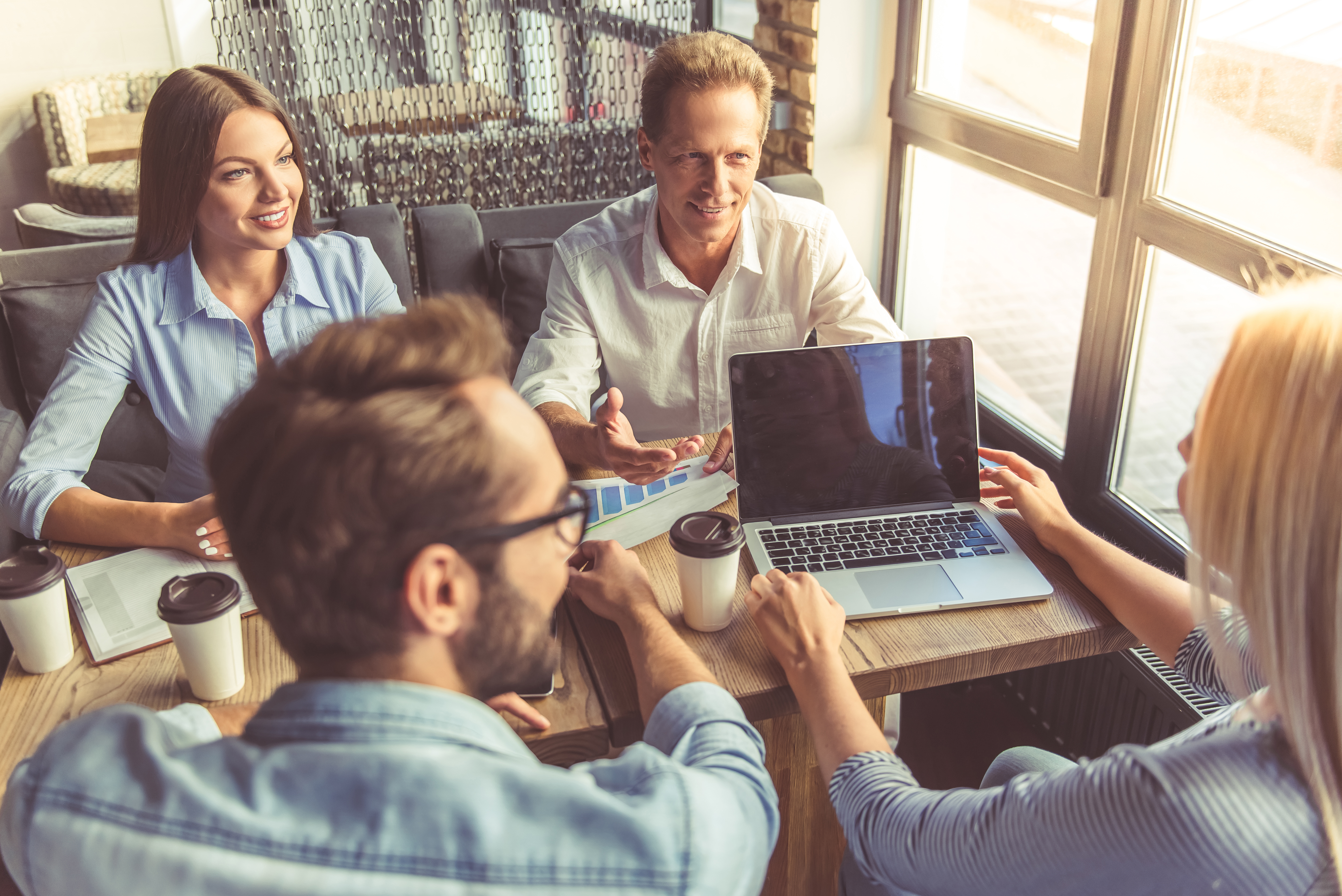 small team meeting